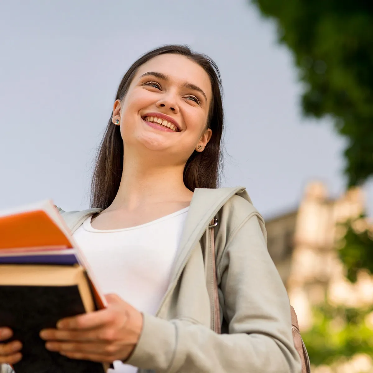 Becas y ayudas económicas